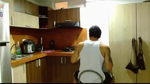 Loganandrwz online show from March 3, 5:52 pm