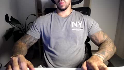 Logan Wolfp online show from June 14, 2:24 am