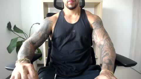 Logan Wolfp online show from June 20, 10:01 pm