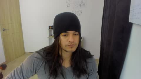 Logan online show from December 9, 10:43 am