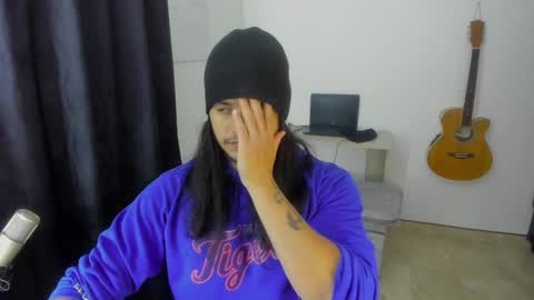 Logan online show from January 11, 2:52 am