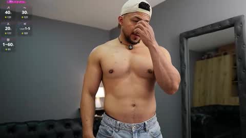 loganmartinx online show from February 13, 12:39 am
