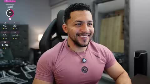 Snapshot of loganmartinx chatting on March 16, 12:38 am loganmartinx online show from March 16, 12:38 am