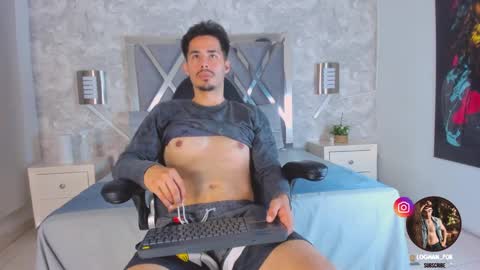 Loghan online show from September 26, 3:43 am