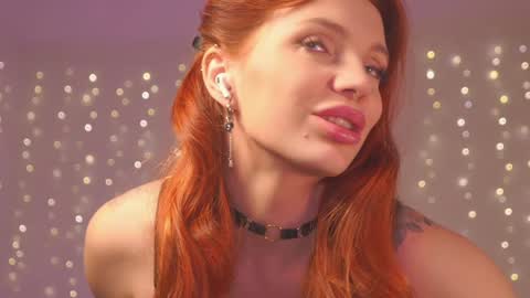 Snapshot of loisjo chatting on December 3, 1:30 am LoisVacation time  online show from December 3, 1:30 am