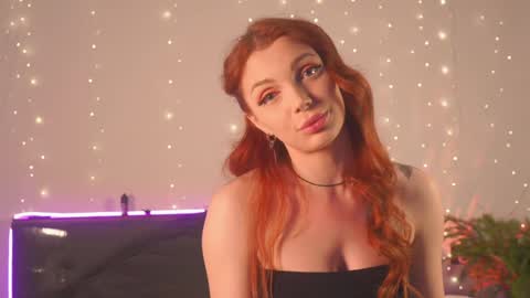 Snapshot of loisjo chatting on December 31, 12:43 am LoisVacation time  online show from December 31, 12:43 am