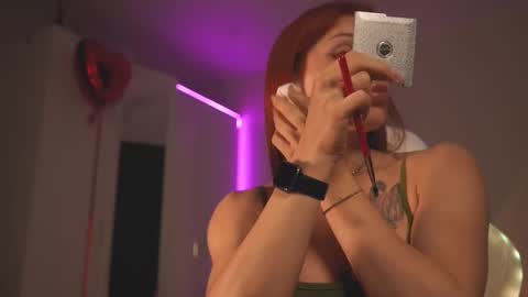 Snapshot of loisjo chatting on October 14, 7:58 pm LoisVacation time  online show from October 14, 7:58 pm