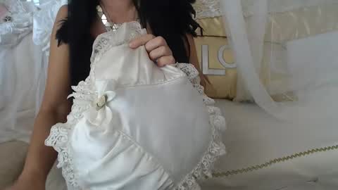 Snapshot of lokagold chatting on September 15, 6:02 am Lilu online show from September 15, 6:02 am