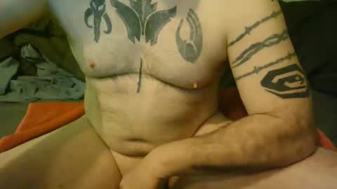 Snapshot of lokindmore chatting on February 24, 11:03 pm lokindmore online show from February 24, 11:03 pm