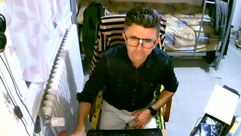 lokoum39 online show from November 13, 4:50 pm