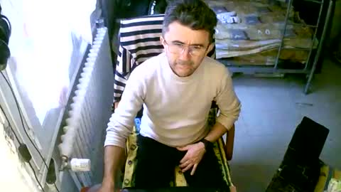 lokoum39 online show from November 24, 12:05 pm