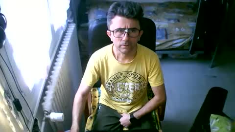 lokoum39 online show from December 1, 10:20 am