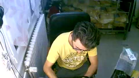 lokoum39 online show from January 6, 6:55 pm