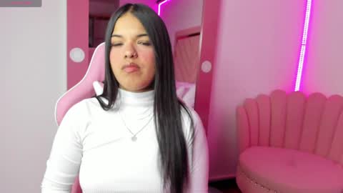Lola online show from April 28, 2:38 am