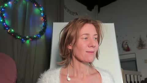 lola_belgium online show from December 15, 6:04 pm