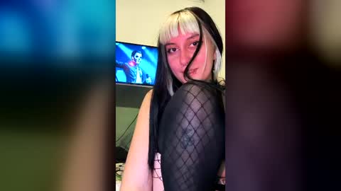 lola_bunnydoll1 online show from July 2, 1:38 am