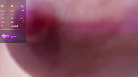 Snapshot of lola_clit chatting on March 1, 5:49 pm lola online show from March 1, 5:49 pm