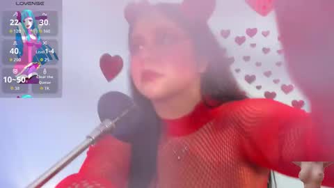 lola online show from February 5, 11:59 am