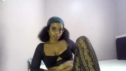 Lola Coco online show from July 9, 7:23 am