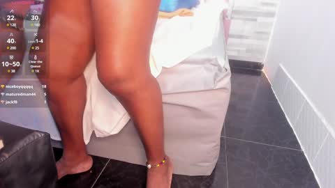 Lola online show from January 2, 2:13 pm