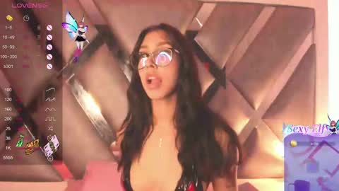 lola_js online show from February 24, 9:31 pm