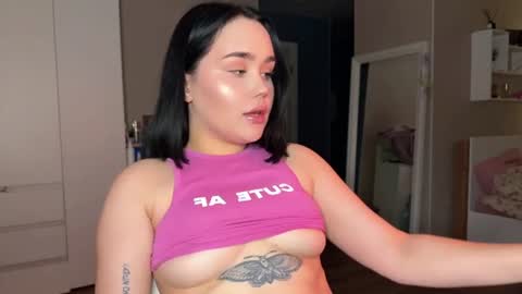Snapshot of lola_razee chatting on July 9, 11:42 pm lola_razee online show from July 9, 11:42 pm