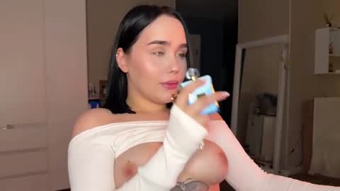 Snapshot of lola_razee chatting on July 23, 9:46 pm lola_razee online show from July 23, 9:46 pm
