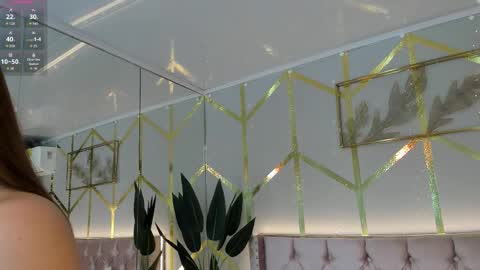 lola_saenz__ online show from March 27, 11:54 am