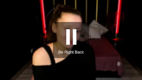 Snapshot of lola_weeks chatting on June 29, 3:34 pm Lola online show from June 29, 3:34 pm