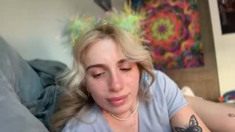 lolaa555 online show from June 29, 12:38 pm