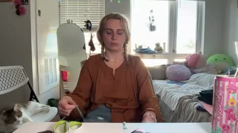 lolaa555 online show from July 24, 3:43 pm