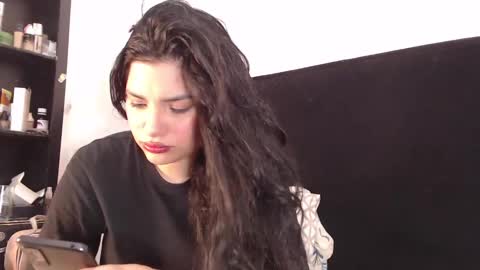 lolaa_staars online show from January 26, 12:01 pm