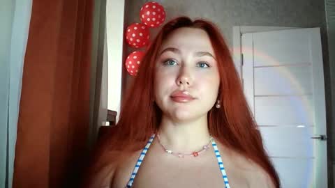 Snapshot of lolaamint_ chatting on February 16, 10:22 am LolaaMint online show from February 16, 10:22 am