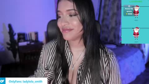 lolaasmith_21 online show from December 18, 1:59 am