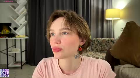 Snapshot of lolaatatee chatting on July 20, 7:38 pm lolaatatee online show from July 20, 7:38 pm