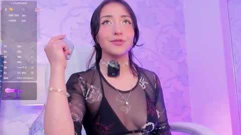 Snapshot of lolaberry_ chatting on March 18, 6:49 am Lola Berry online show from March 18, 6:49 am