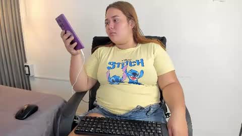 lolabunnysc online show from June 13, 12:25 pm
