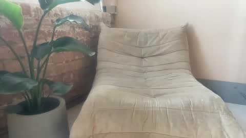 Frt Pr1ncess online show from September 15, 7:52 am