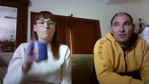 LOLA HUESO y ERIC online show from March 9, 4:00 pm