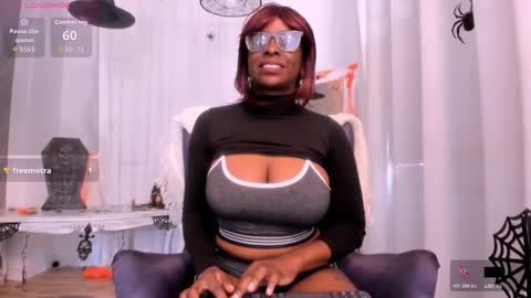 lola online show from November 7, 1:00 pm