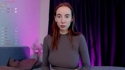 Helloo everyone im Lola online show from September 30, 4:45 pm