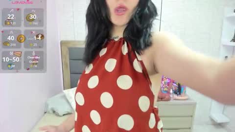 LOLA online show from October 6, 3:04 am