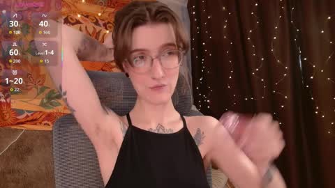 Snapshot of lolami_ chatting on April 4, 7:28 am lolami_ online show from April 4, 7:28 am