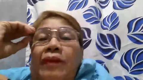 Snapshot of lolamommie chatting on March 12, 9:45 pm tey online show from March 12, 9:45 pm