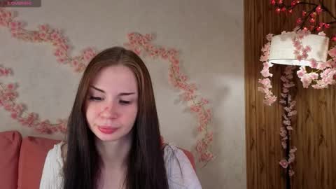 Snapshot of lolatwizz chatting on November 18, 9:25 am Lola online show from November 18, 9:25 am