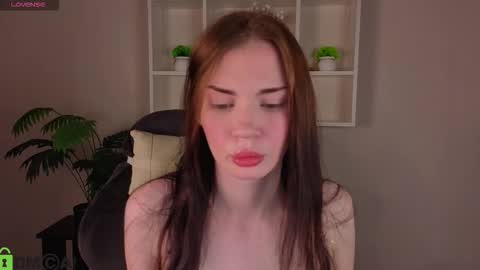 Lola online show from February 2, 9:19 am