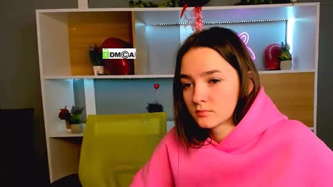 Snapshot of lole_ti chatting on February 19, 5:58 am lole ti online show from February 19, 5:58 am