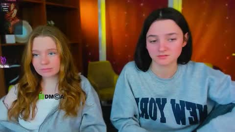 Snapshot of lole_ti chatting on March 20, 8:14 pm lole ti online show from March 20, 8:14 pm