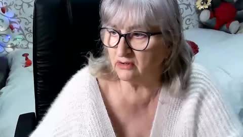 LolkaAlyss online show from February 14, 12:25 pm