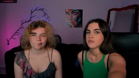 Snapshot of lolli_popsi chatting on December 15, 1:15 pm lolli_popsi online show from December 15, 1:15 pm